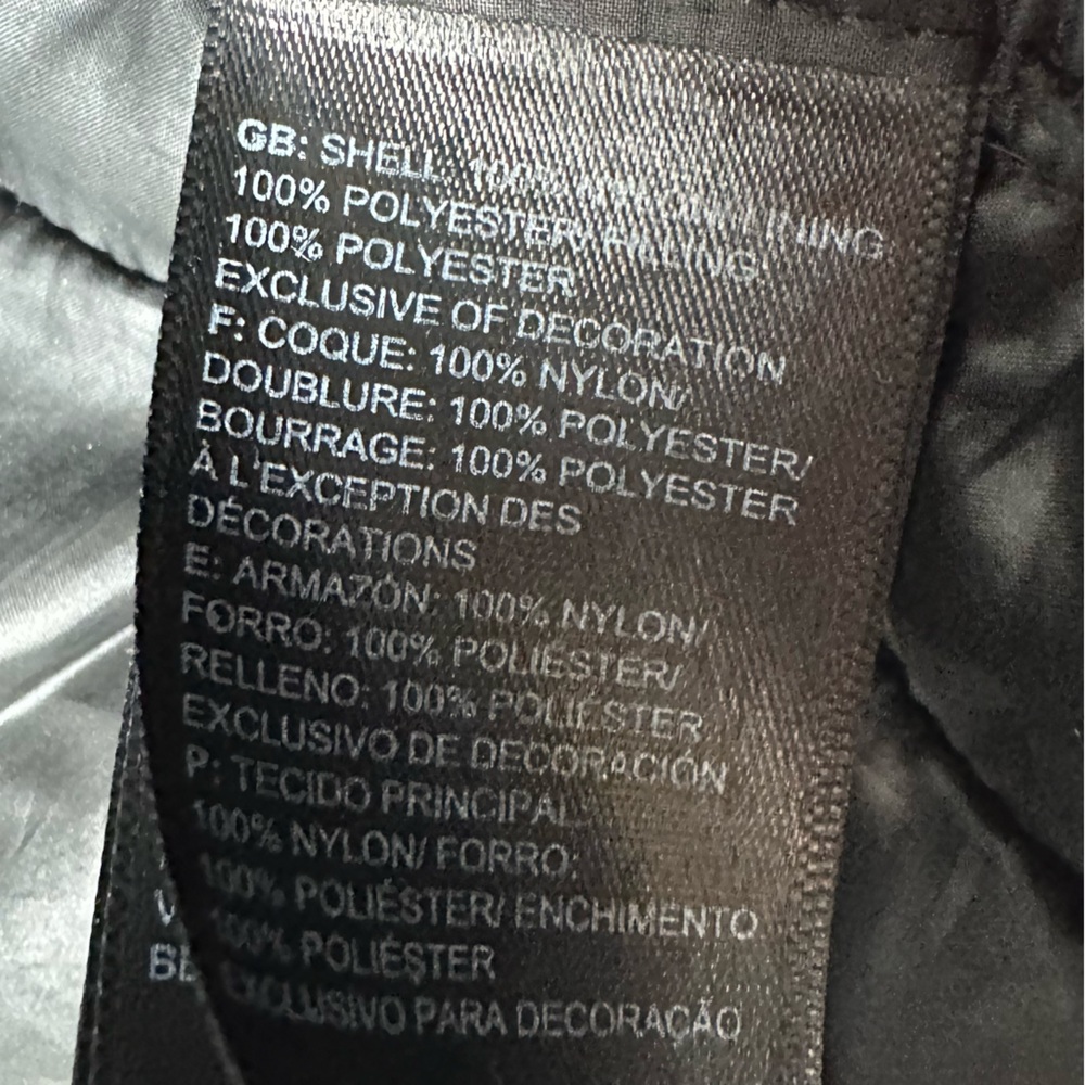 The North Face Men’s ThermoBall Vest 2.0 Puffer Jacket in Black Size Medium - Picture 7 of 10